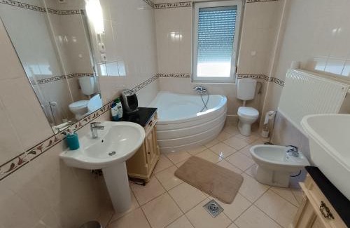 Dunafoldvar Appartement | Várnegyed Apartman