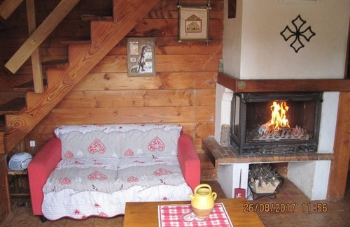 Ax-les-Thermes Chalet De Ski | véritable chalet de montagne, en pleine nature en lisière de station de ski