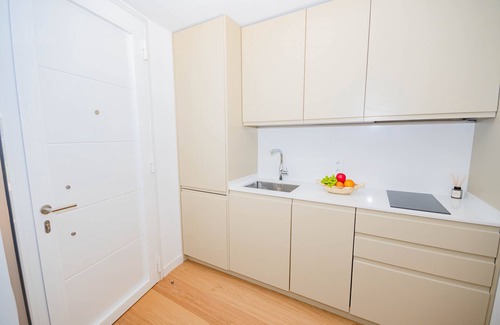 Hispanoamerica Appartement | Víctor De La Serna VDS28