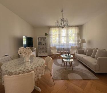 Neuchatel Appartement | V&V La Vie Est Belle