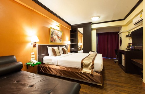 Ramkhamhaeng Cabine | Vabua Asotel Bangkok