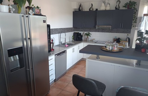 Mezzavia Appartement | ☀️ Vacances à Ajaccio - Bright apartment with private parking