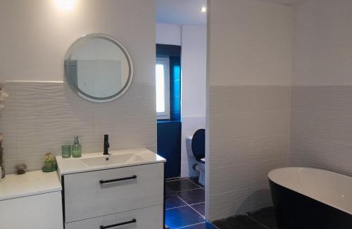 Baigts-de-Bearn Maison | Vacances entre plage et montagnes