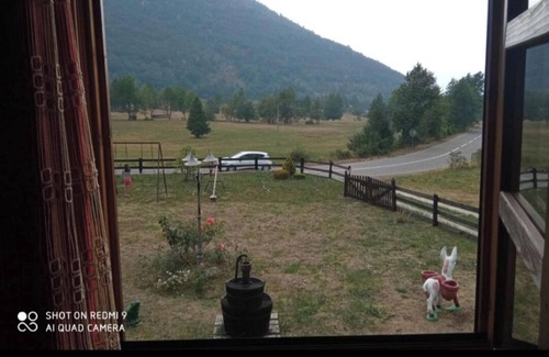 Savnik Maison | VACANZAnRemodeled historical cottage super close to great hiking trails