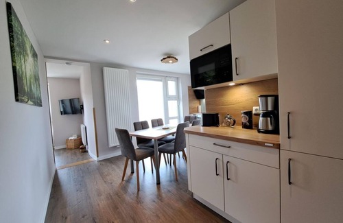 Oberweser Appartement | Vacation apartment Reinhardswald, shower, WC, 3 bedrooms - Holiday apartments in the Gasthaus Zum Lindenwirt