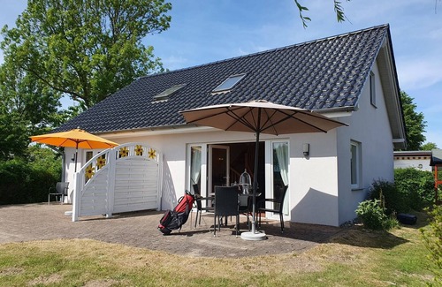 Borgerende Appartement | Vacation apartment/apartment for 5 guests with 70m² in Börgerende-Rethwisch (173606)
