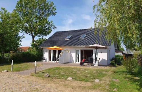 Borgerende Appartement | Vacation apartment/apartment for 5 guests with 70m² in Börgerende-Rethwisch (173606)
