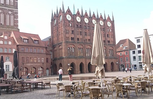 Tribseer Siedlung Appartement | Appartement à Stralsund ville patrimoine de l'UNESCO, proche plages mer Baltique