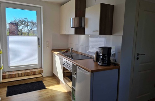 Meschendorf Appartement | Vacation apartment "Baltic Sea in view" 50m walk to the beach and sea view