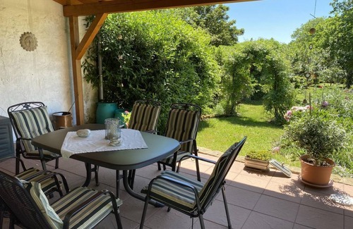 Heuchelheim-Klingen Appartement | Vacation apartment Atzelnest - Guesthouse Winzerhof Bader