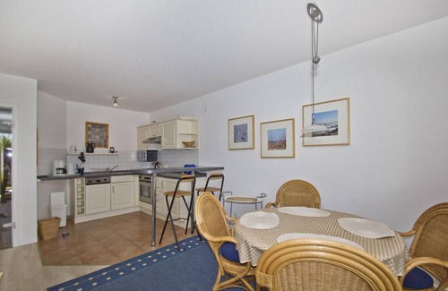 Breege Appartement | Vacation apartment near the harbor with terrace and sea view - Hafenhäuser Breege FeWo 13