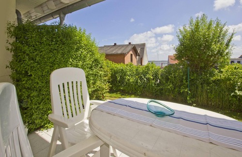 Breege Appartement | Vacation apartment near the harbor with terrace and sea view - Hafenhäuser Breege FeWo 13
