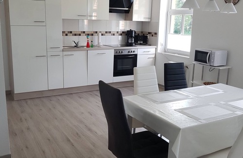 Suederholz Maison | Vacation apartment/house/mechanic apartment- Am Schlosspark near the Baltic Sea 6 persons+cd.
