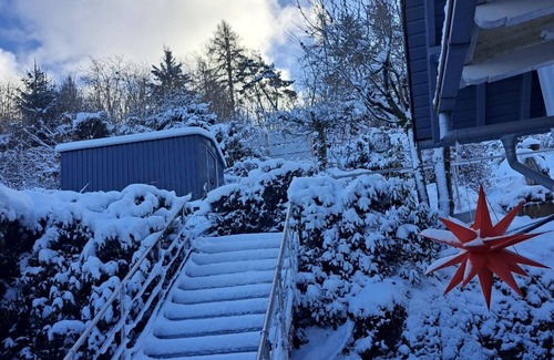 Hallenberg Appartement | Vacation apartment with heart, for up to 3 people & dog in the heart of nature