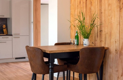 Burg-Dorf Appartement | Vacation apartment "Leipe" (ground floor) - in the four-sided courtyard