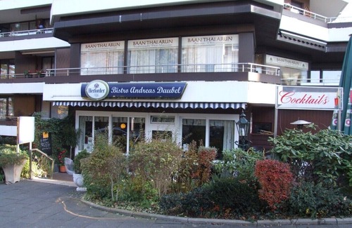 Bad Salzuflen Appartement | Appartement situé près de la spa avec piscine et sauna dans la maison.