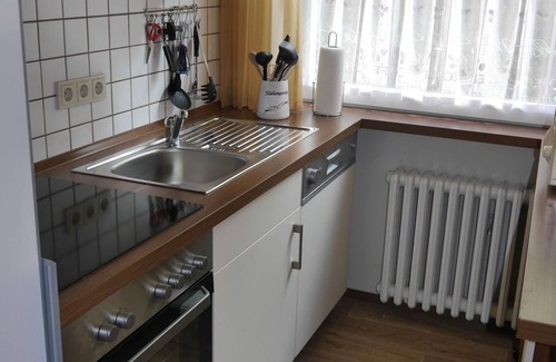 Reinhardshausen Appartement | Vacation apartment Rose - Guesthouse Nöchel