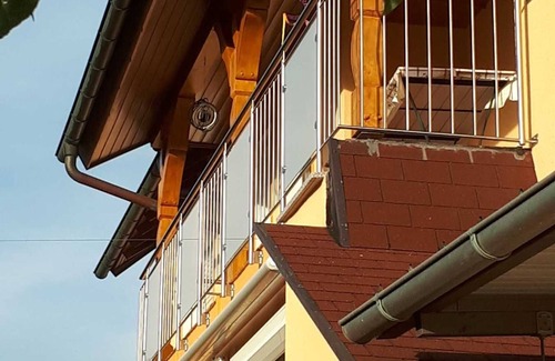 Rust Appartement | Appartement 2, 85m², 1. 1er étage, 2 chambres à coucher, 1 salon-cuisine, max. 5 personnes - Maison Hanne