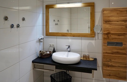 Runhof Appartement | Vacation apartment/apartment for 4 guests with 70m² in Längenfeld (296463)