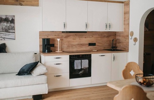 Rofleuten Appartement | Vacation apartment Almgspür - Guesthouse Sonnenplatzerl