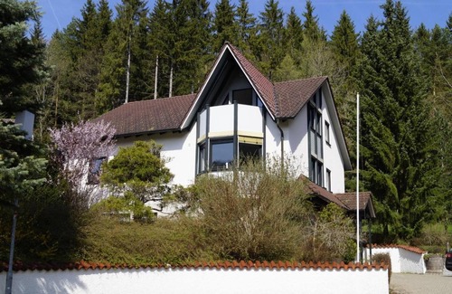 Pfeffingen Appartement | Vacation apartment Am Irrenbächle, 68sqm, attic, 2 bedrooms, balcony, max. 4 persons