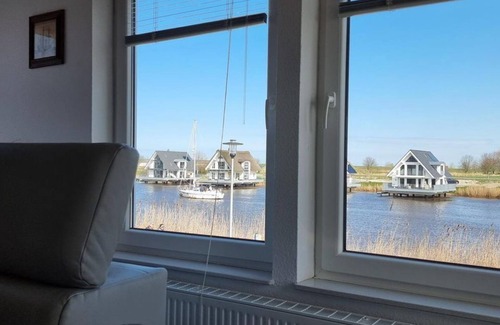 Harlesiel Appartement | Vacation apartment Am Yachthafen 100 upper floor - Holiday apartment Am Yachthafen 100 OG