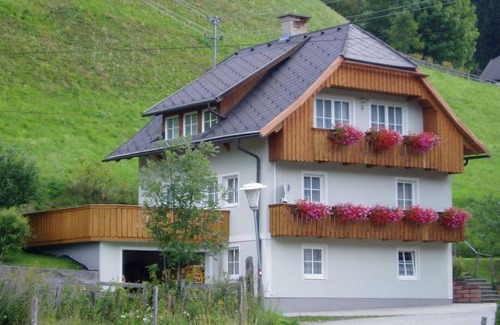 Gnesau Appartement | Vacation apartment Margerite - Holiday home Leeb