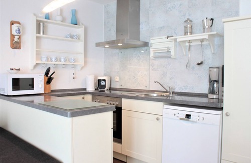 Oertzenhof Appartement | Vacation apartment "Blume" on Poel