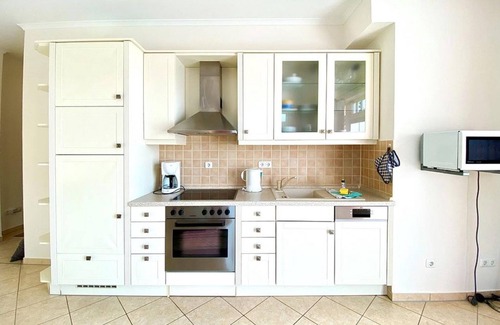 Ostseebad Kuhlungsborn Appartement | Vacation apartment on the Baltic Sea with 2 balconies, incl. sauna area & pool in the house! - Dune Castle