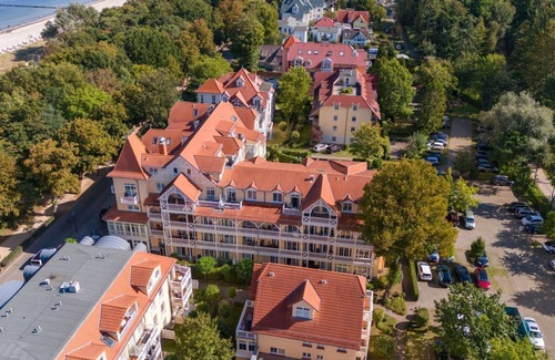 Ostseebad Kuhlungsborn Appartement | Vacation apartment on the Baltic Sea with 2 balconies, incl. sauna area & pool in the house! - Dune Castle