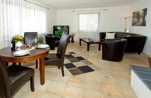 Toppenstedt Appartement | NEW Holiday apartment Zum Kaminzimmer