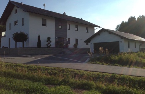 Schaufling Appartement | Apartamento Gawlik, cerca del centro de Deggendorf, vacacionistas a corto y largo plazo