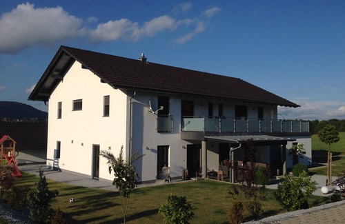 Schaufling Appartement | Apartamento Gawlik, cerca del centro de Deggendorf, vacacionistas a corto y largo plazo