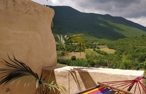Tione degli Abruzzi Appartement | Vacation apartment in a 16th century guard house with a fantastic view