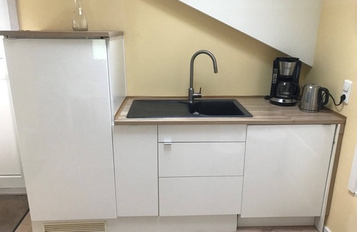 Kredenbach Appartement | Vacation apartment in a quiet location with kitchen