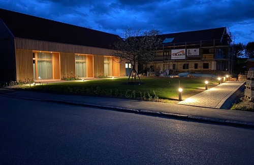 Niederleierndorf Appartement | Vacation apartment in new wooden building with open kitchen