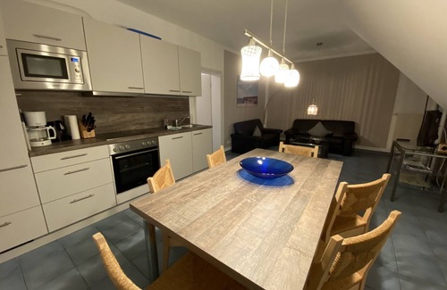 Seedorf Appartement | Appartement dans le village lacustre idyllique avec vue sur le port