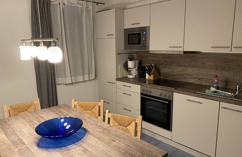 Seedorf Appartement | Appartement dans le village lacustre idyllique avec vue sur le port