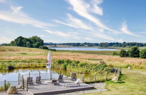 Putbus Appartement | Vacation apartment in the Wreecher Idyll on Lake Wreechen