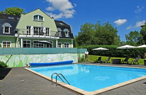 Rugen Island Appartement | Appartement de vacances Morgentau avec sauna et balcon - appartements de maître avec cheminée, sauna et