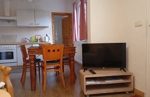 Sassnitz Appartement | Vacation apartment near the national park and harbor with terrace and parking space