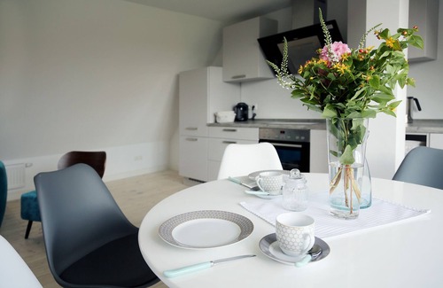 Stralsund Appartement | Appartement sur Strelasund 150m de la plage Wi-Fi 100Mbits (Rénové 07-2017)