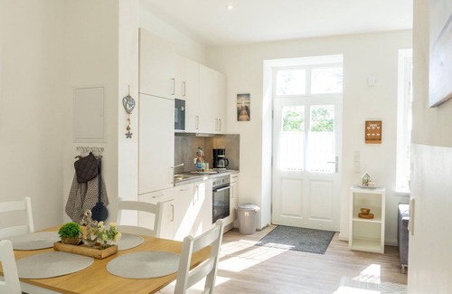 Poppenbull Appartement | Vacation apartment Sylt on the Holmhof near St. Peter-Ording with petting zoo