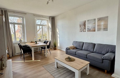 Imsum Appartement | Vacation apartment Seelöwe directly on the dike near the Ochsenturm