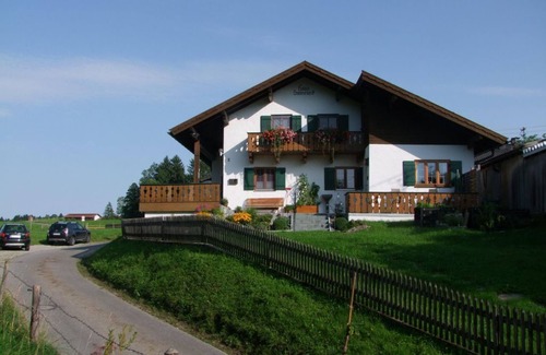 Saulgrub Appartement | Vacation apartment Sonneneck, Wagner - Holiday apartment