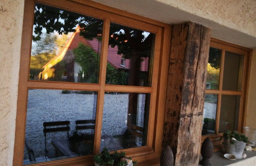 Montcony Appartement | Vacation apartment "Vers le Sud" in a former farmhouse with pool