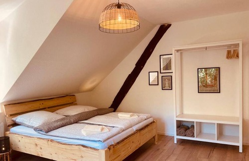 Hofgeismar Appartement | Vacation apartment with fireplace oak 125sqm, 4 bedrooms, max. for 10 persons