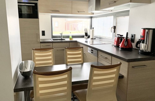 Dranske Appartement | Domicile exclusif - à seulement 200m de la mer Baltique