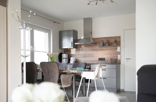 Weener Appartement | Vacation apartment with heated indoor pool and sauna - Haus Meta Whg. 2