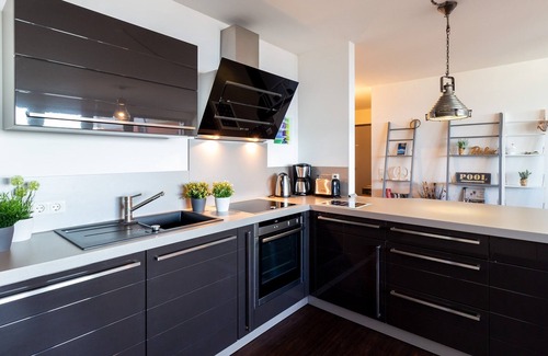 Altefaehr Appartement | Vacation apartment Zeitlos with sun and lake view - Ferienwohnung Zeitlos
